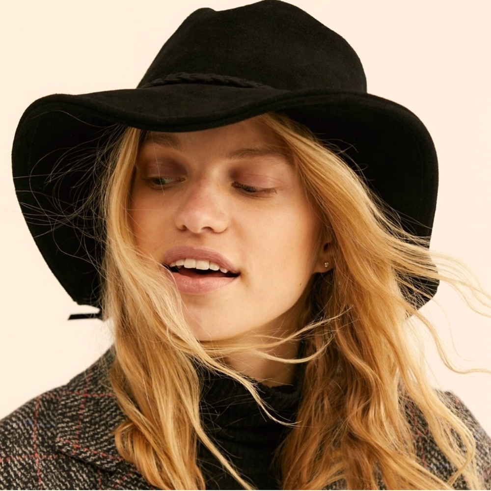 Free people Tennessee floppy suede hate with braided brim